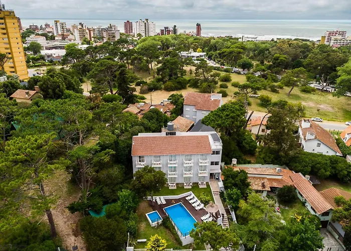 Hotel Vesubio II Villa Gesell